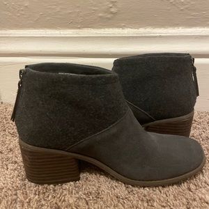 TOMS Lacy Grey Suede/Felt Booties - 7.5